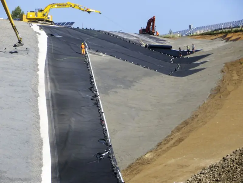 tailings dam geomembrane1.webp